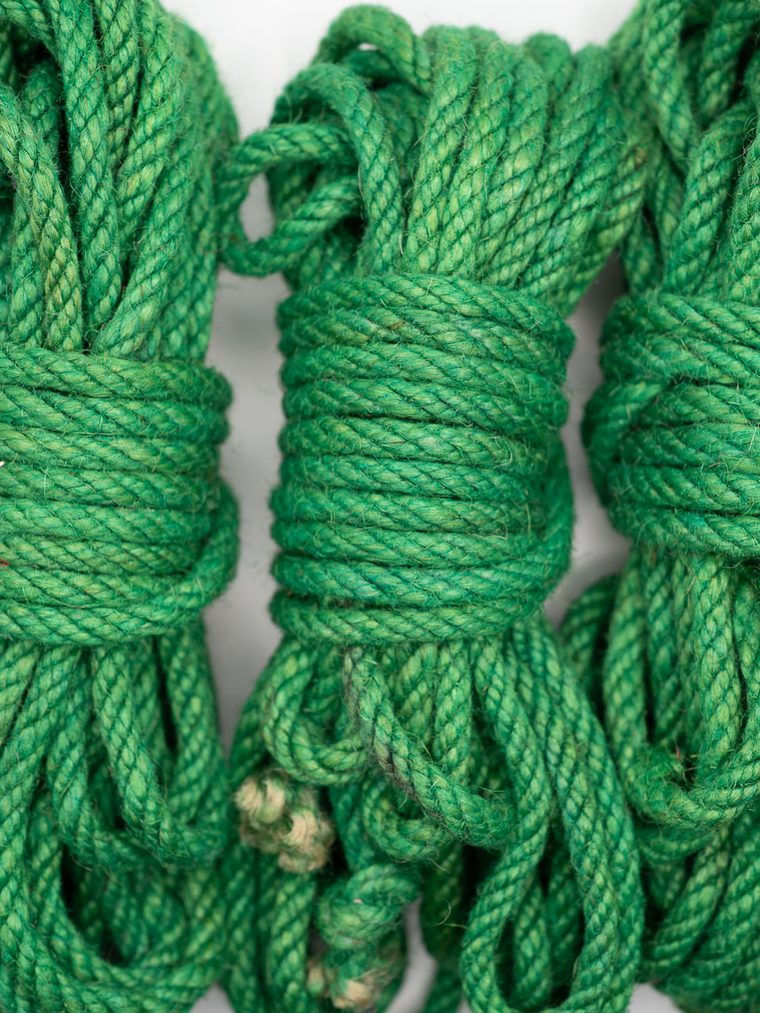 Matcha hand-dyed jute rope